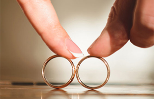 結婚指輪を選ぶなら《強度》にこだわりたい方必見！
