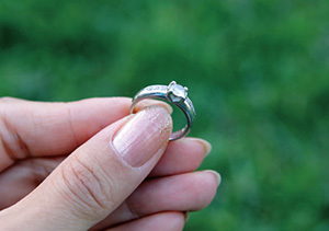 《ジュエリーリフォーム》って何？婚約指輪をリフォームするには…
